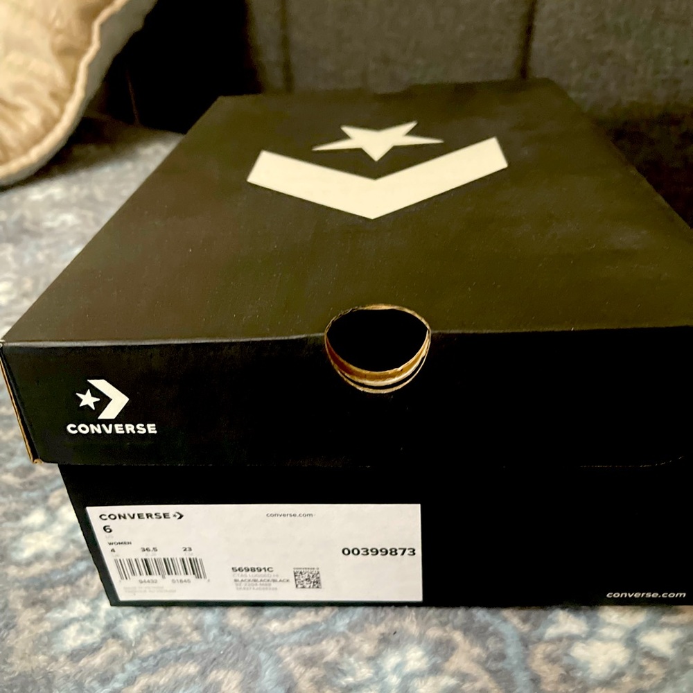 Youth Converse